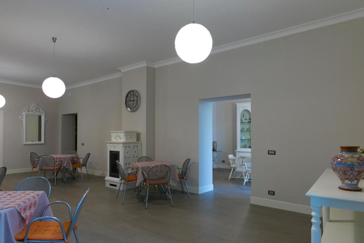 Villa Pampalone - B&B In Dimora Storica ตราปานี ภายนอก รูปภาพ
