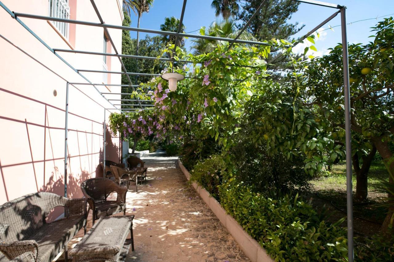 Villa Pampalone - B&B In Dimora Storica ตราปานี ภายนอก รูปภาพ