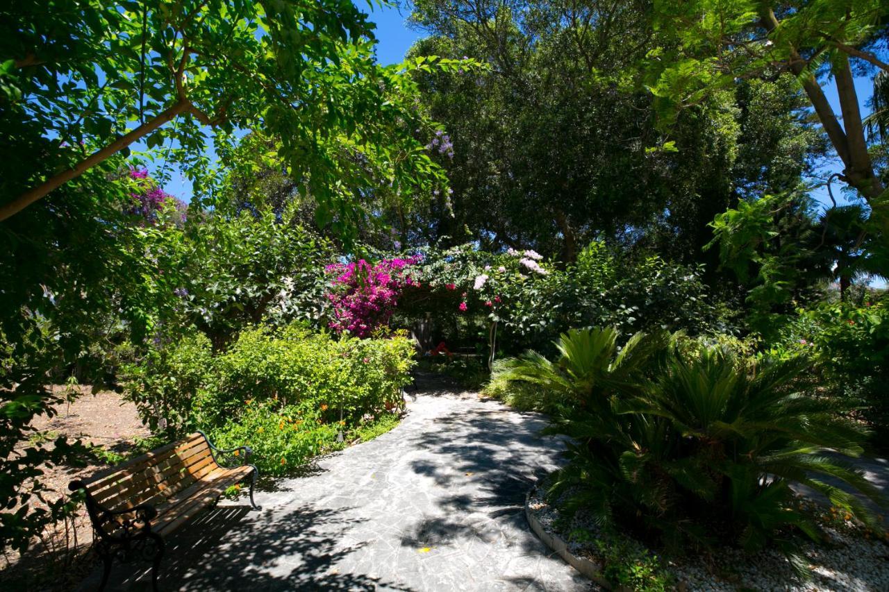 Villa Pampalone - B&B In Dimora Storica ตราปานี ภายนอก รูปภาพ